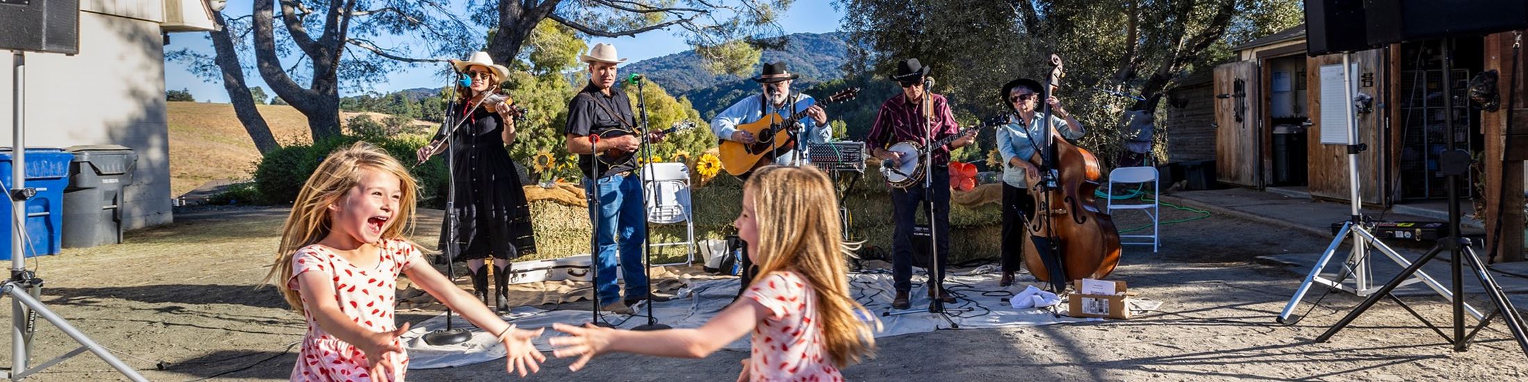 band playing and dancing